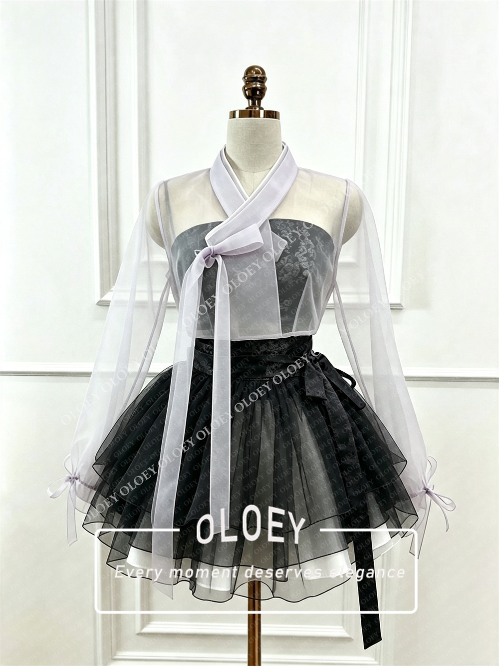 OLOEY Modern Black Red Short C - đánh giá và giá Modern Korean Lifestyle